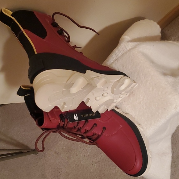 Sorel Waterproof Lace-up Boots - Picture 5 of 13